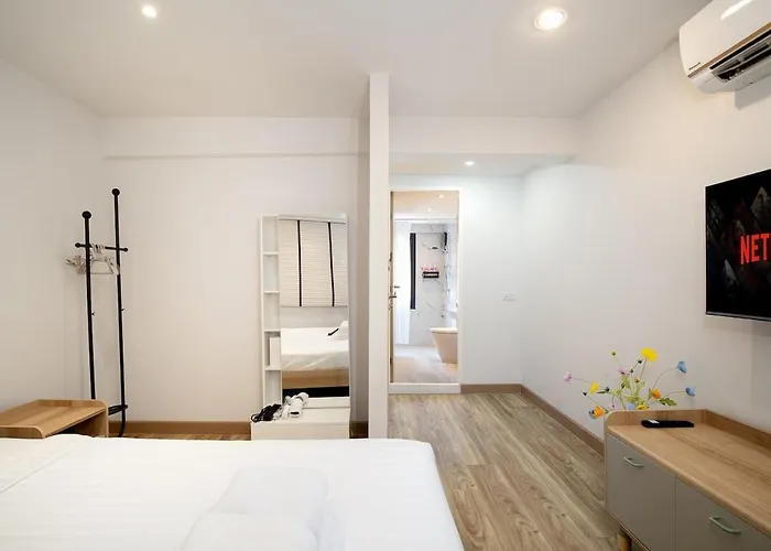 Townhouse 36 In Pratunam Soi Ratchaprarop 10 公寓