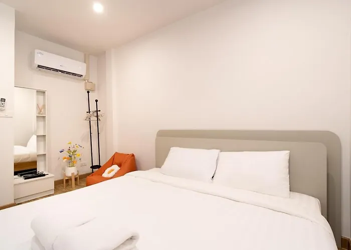 Townhouse 36 In Pratunam Soi Ratchaprarop 10 公寓