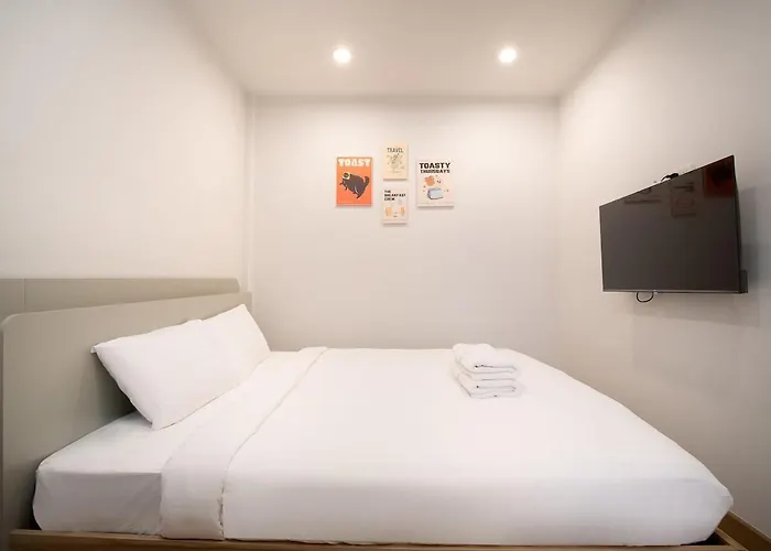 Townhouse 36 In Pratunam Soi Ratchaprarop 10 公寓 曼谷
