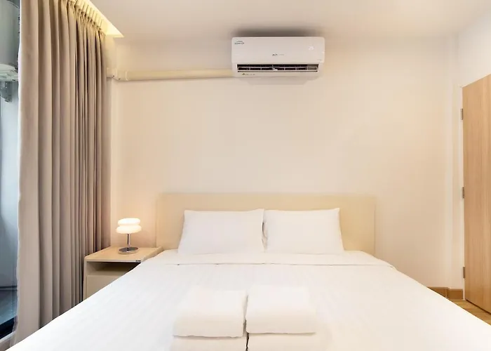 Townhouse 36 In Pratunam Soi Ratchaprarop 10 公寓 曼谷