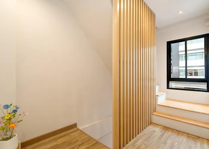 Townhouse 36 In Pratunam Soi Ratchaprarop 10 公寓 *