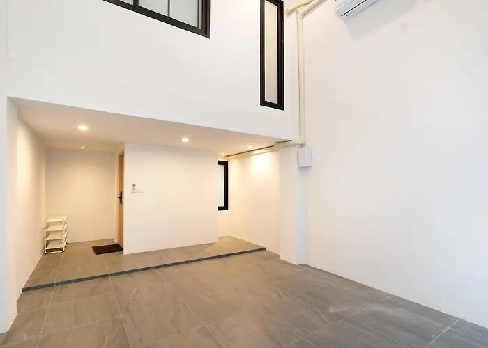 Townhouse 36 In Pratunam Soi Ratchaprarop 10 公寓 *