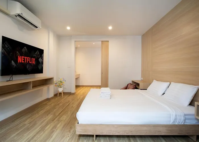 Townhouse 36 In Pratunam Soi Ratchaprarop 10 公寓 曼谷